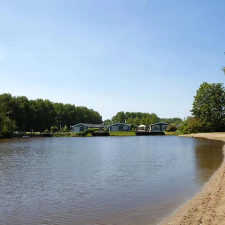 Holiday Droompark Buitenhuizen.4 Prázdninový dům *